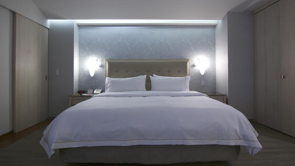 Holiday Inn Express Mexico- Toreo By Ihg Buitenkant foto